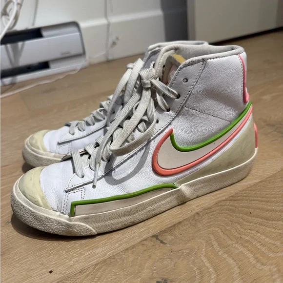 Nike Blazer Mid ‘77 Infinite White High-Top Sneakers, Pink and Electric Green - Picture 3 of 8